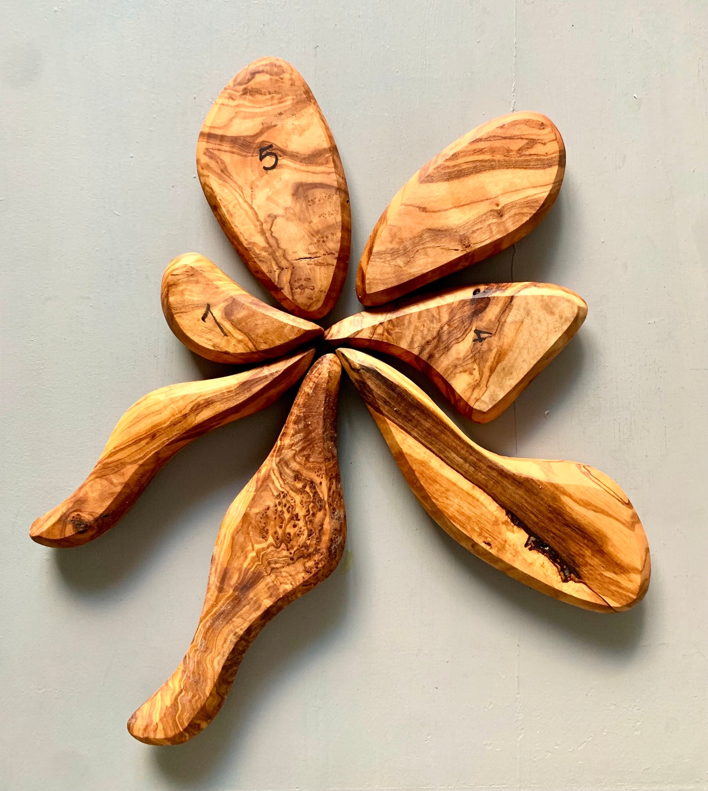 Artisan19 - Handmade Olive Wood Wall Decor Puzzle
